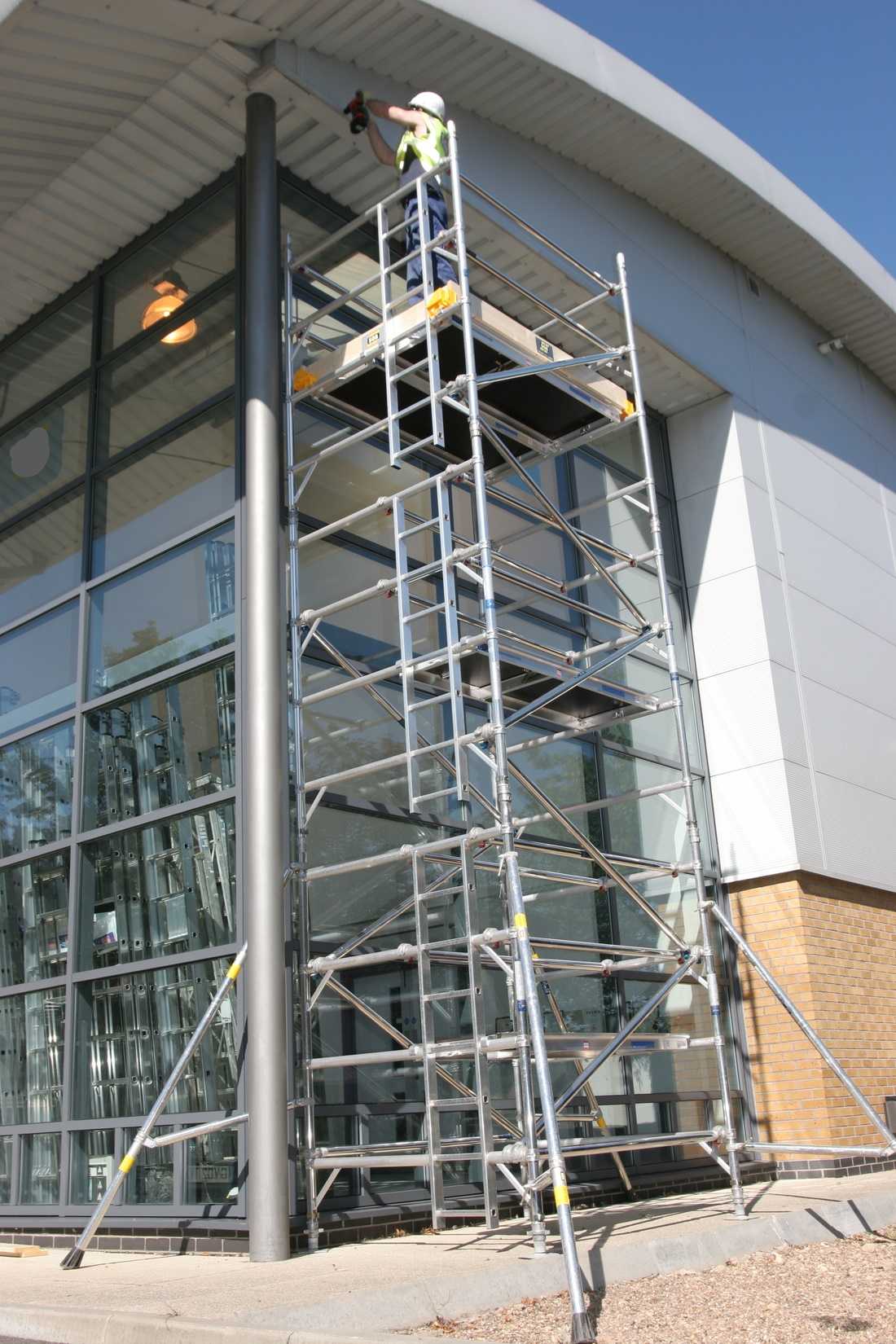 portable mobile double scaffold (6) 便携式移动双脚手架 (6)
