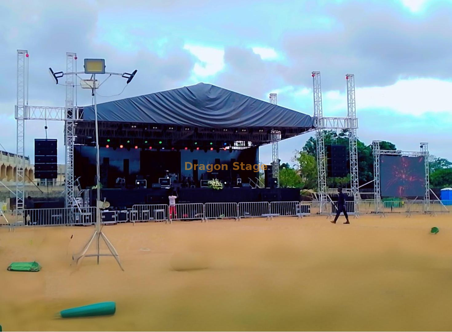 Event Sound Stage System With Roof Truss 16x8x10m 带有屋顶桁架16x8x10m的事件声音舞台系统
