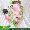 模拟的紫藤豆腐布丁弦紫罗兰紫色天花藤室内橙色粉红色加上一只紫红色
