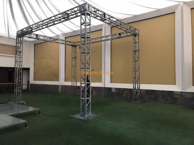 12英寸托马斯桁架铝制螺栓桁架用于事件照明