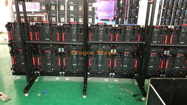 便携式地面安装悬挂式铝制舞台 LED 桁架 4x8 米