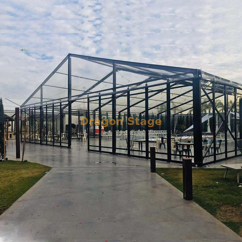 户外黑色框架15x30m婚礼派对帐篷，带玻璃墙和盒式地板