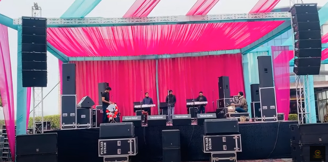 高品质铝制独特设计天篷拱形屋顶桁架舞台系统