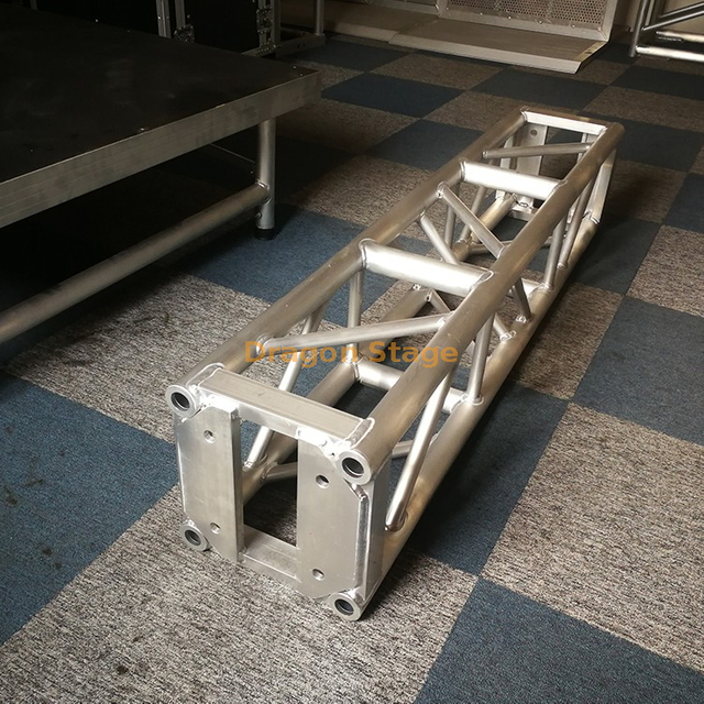 用于活动展示的银色铝 300x300mm 托马斯桁架规格