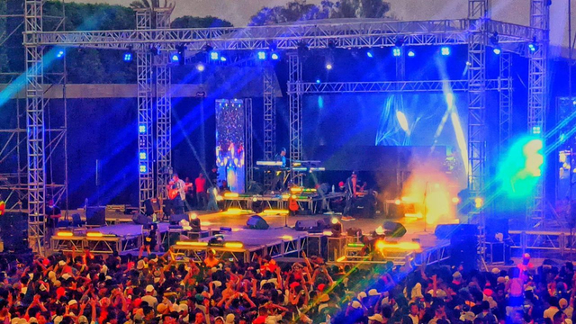 户外演出舞台桁架支架灯箱桁架