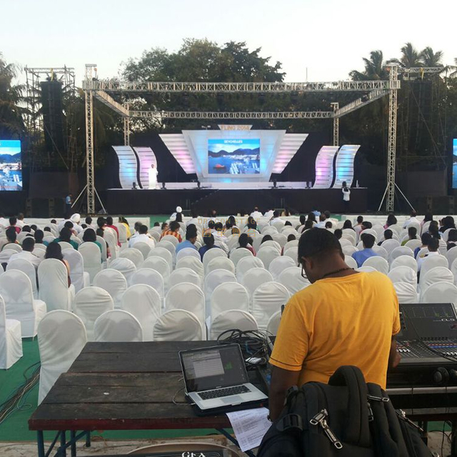 价格优惠的铝制 DJ 灯光桁架出售