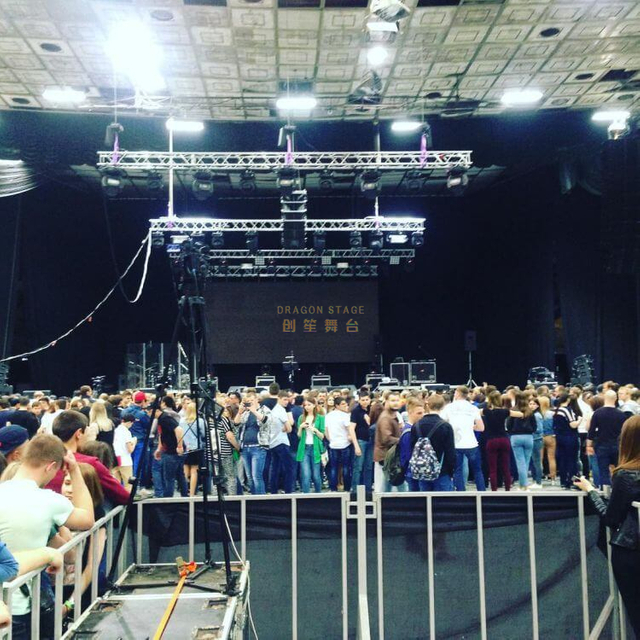 中国广州铝制插口照明桁架 290x290mm