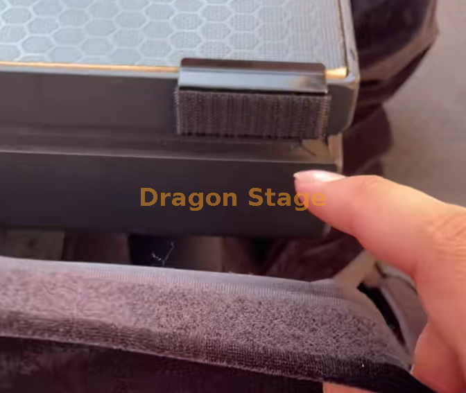 舞台甲板边缘夹