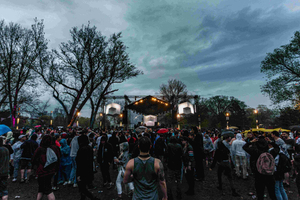 带音乐舞台的铝制屋顶桁架设计