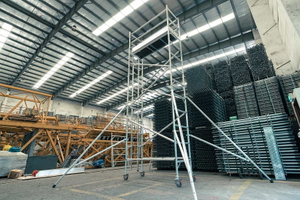 aluminum scaffolding.jpg